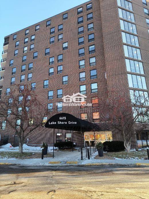 Building Photo - 6615 Lake Shore Dr S