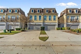 Building Photo - 317 Metropolitan Dr