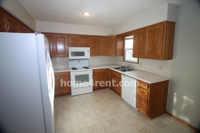 Foto del edificio - 13842 S Constance Ct