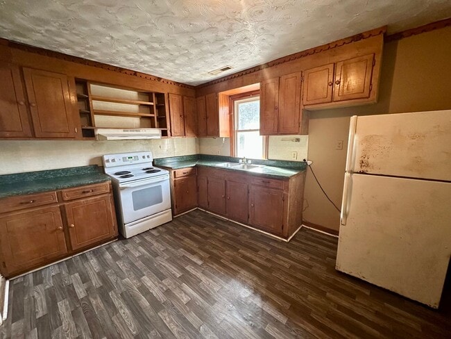 Building Photo - Now Available!