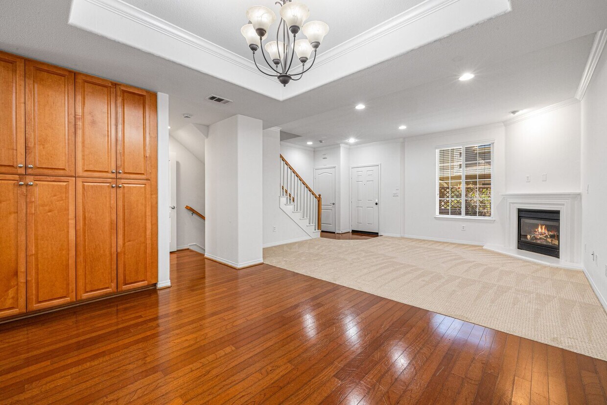 3-Bedroom Townhome in Gated Bay Harbor - 3-Bedroom Townhome in Gated Bay Harbor