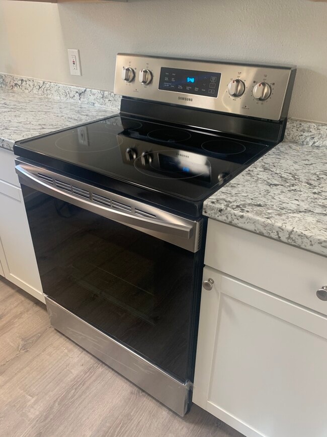 Building Photo - 1072 Coronado Pky S