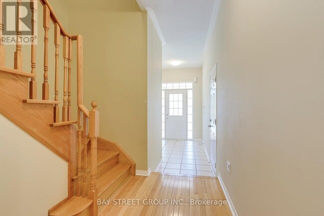 Building Photo - 2413 Whistling Springs Crescent