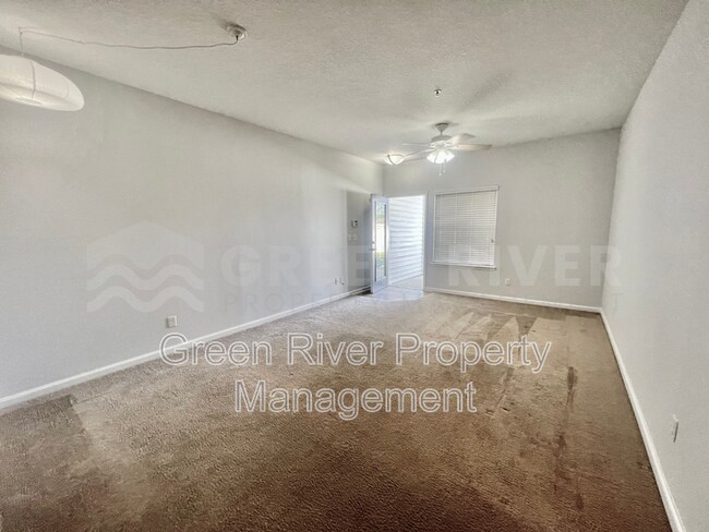 Building Photo - 2200 Marsh Hawk Ln