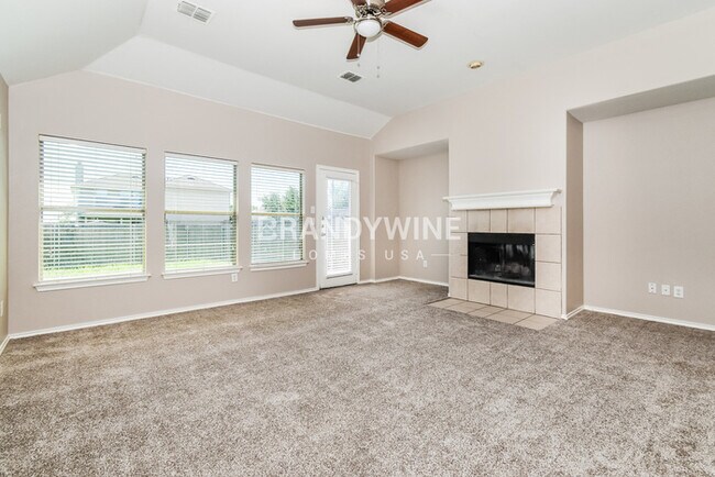 Building Photo - 1512 Trent Dr