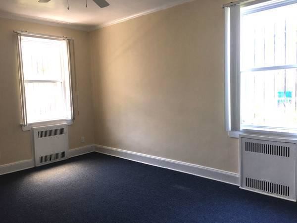 Building Photo - 2516 Avenue W
