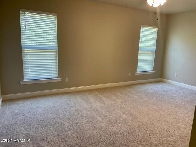 Building Photo - 3 Bed 2 Bath Home for Rent