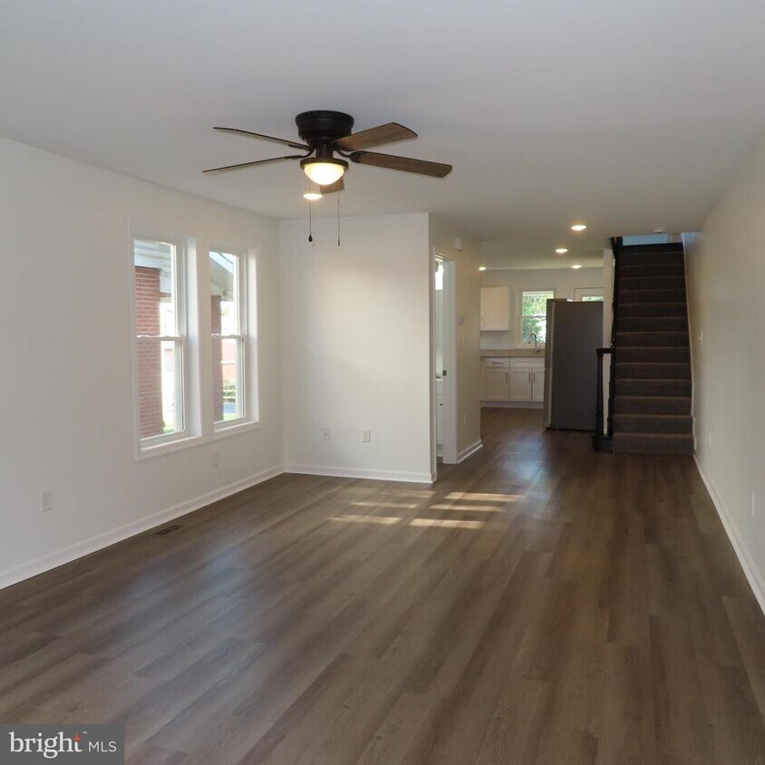 Foto principal - 228 Rowe Ave