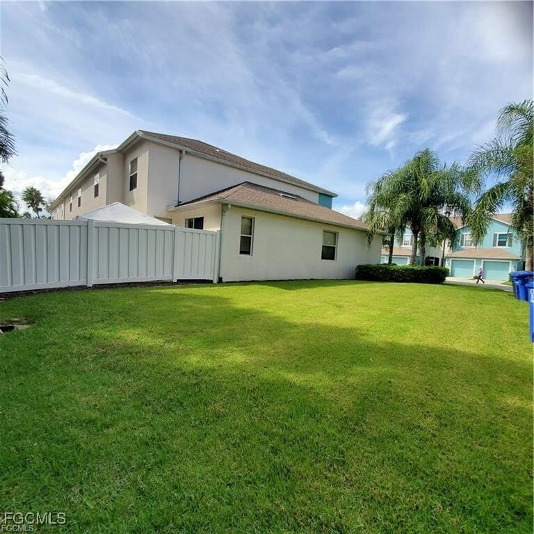 Foto principal - 3616 Pine Oak Cir