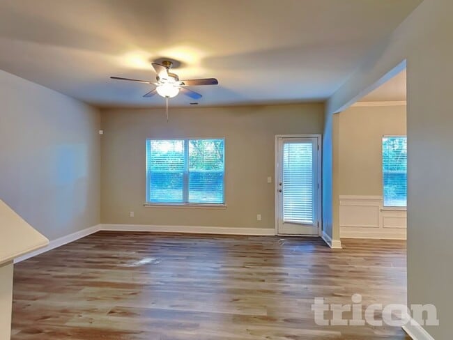 Building Photo - 11938 Quail Dr