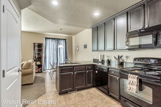 Building Photo - 3764 N Prairie Grass Dr