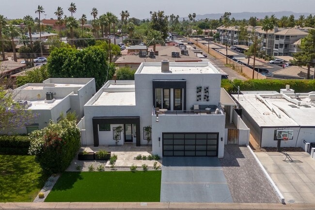 Foto del edificio - 4533 E Devonshire Ave