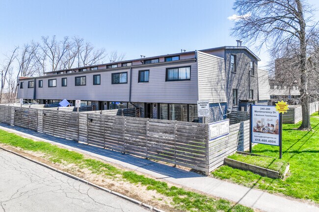 Photo du bâtiment - 240-280 Montmorency