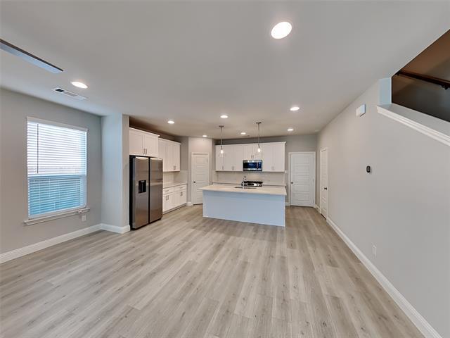 Building Photo - 315 Athenia Dr