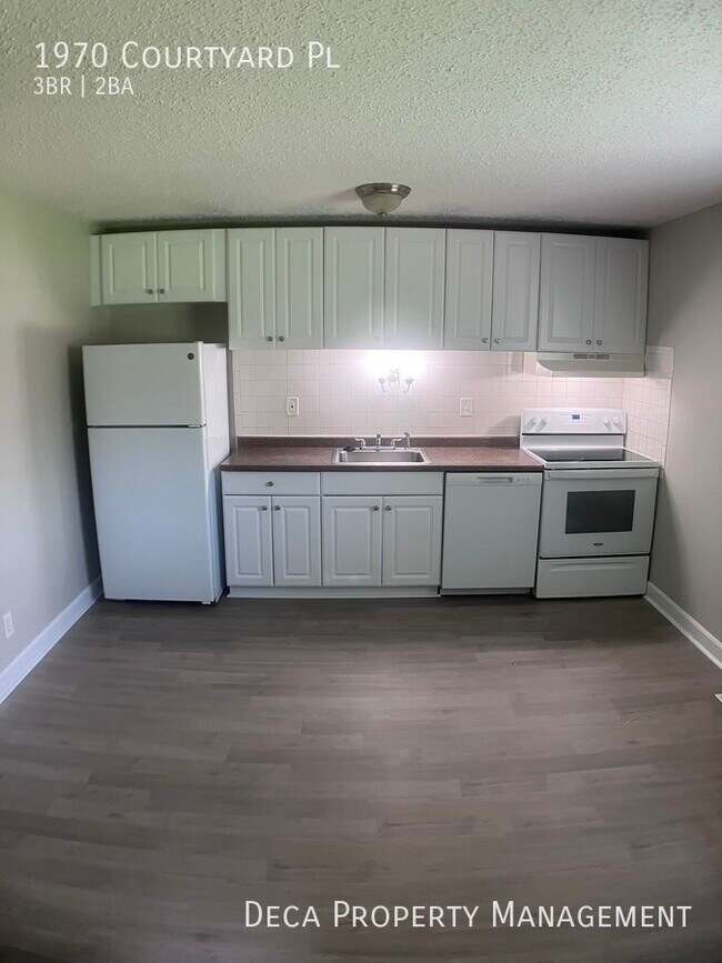 Foto del edificio - 3 Bedroom 2 Bathroom House