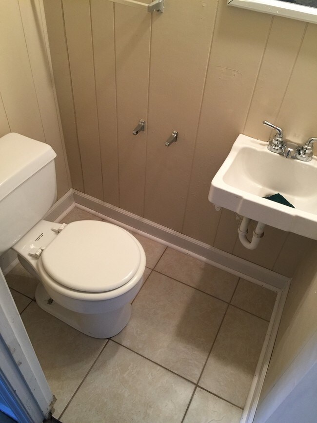 Memorial Park Townhomes Townhomes for Rent Thomasville, NC