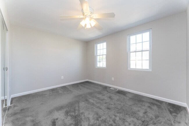 Bedroom #1 - 554 W High St