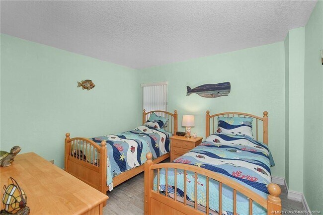 Foto del edificio - 7380 S Ocean Dr