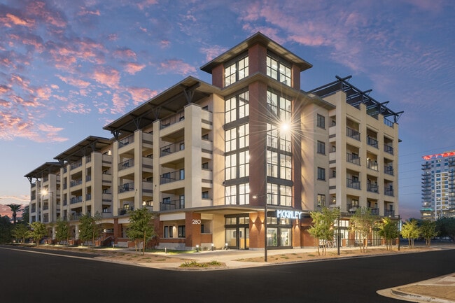 The McKinley | Building Entace - The McKinley