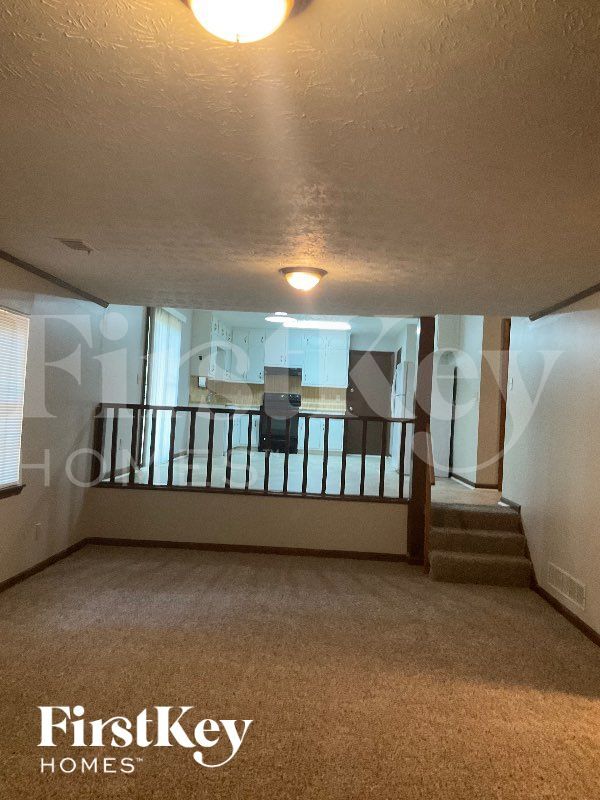 Foto del edificio - 9053 Southcrest Ct
