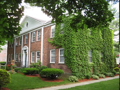 Foto del edificio - Colonial Gardens Apartments