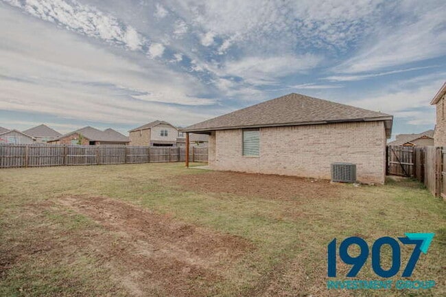 Building Photo - Stunning Modern 3-Bedroom Home in Newcastl...