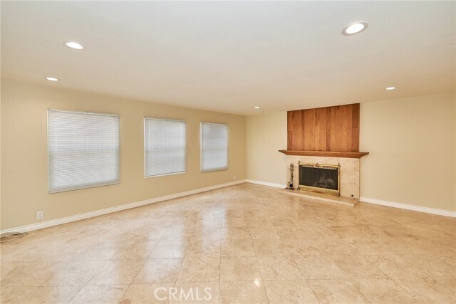 Building Photo - 4831 Sunnybrook Ave