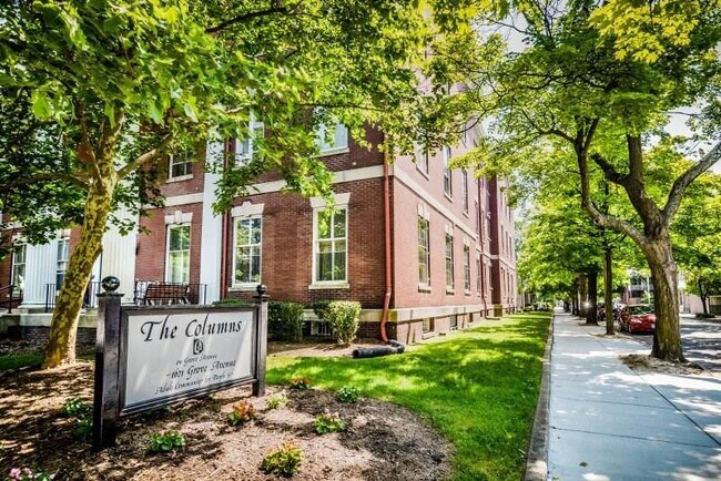 Foto del edificio - 1621 Grove Ave
