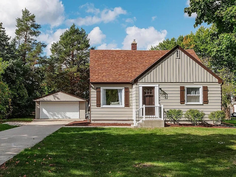 Foto principal - 4075 N 127th St