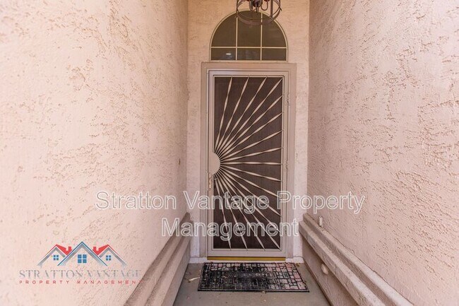 Foto del edificio - 138 N Nevada Way