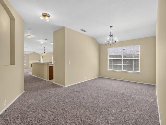Building Photo - 3004 Sawgrass Dr