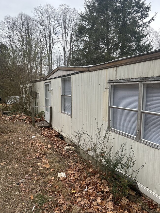 Building Photo - 40 Mcilwain Rd