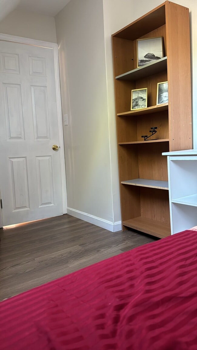 Photo - 89 Linden Ave Apartment