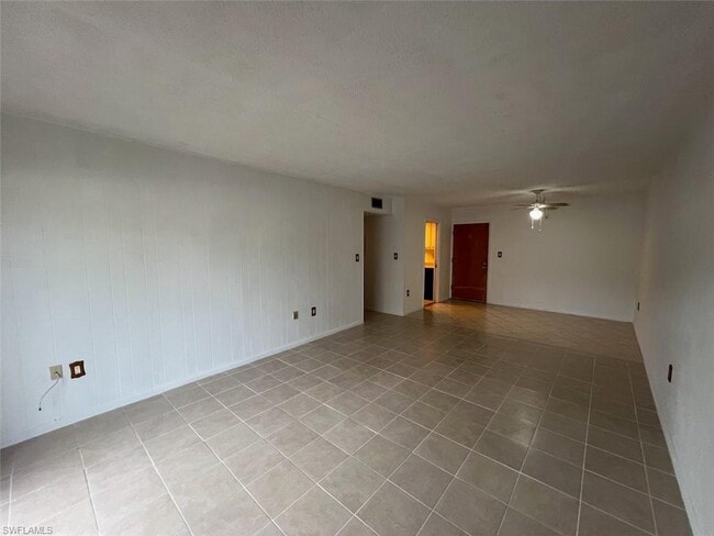 Building Photo - 1849 Maravilla Ave