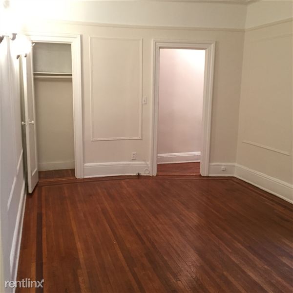 Foto del edificio - 3619 Ditmars Blvd