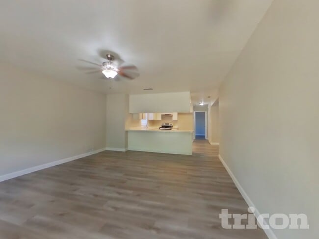 Foto del edificio - 26560 Madison St