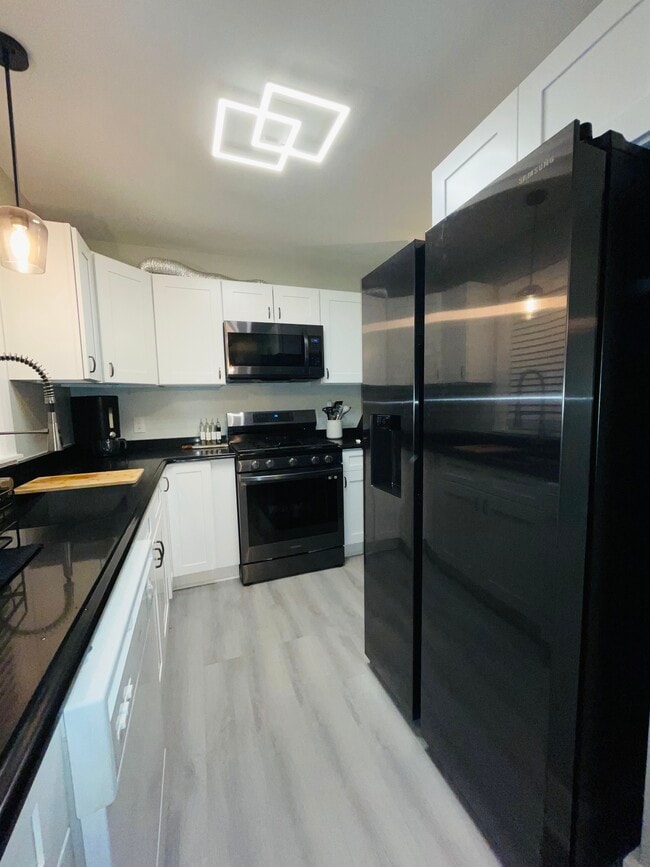 Building Photo - 31 Pennsylvania Ave