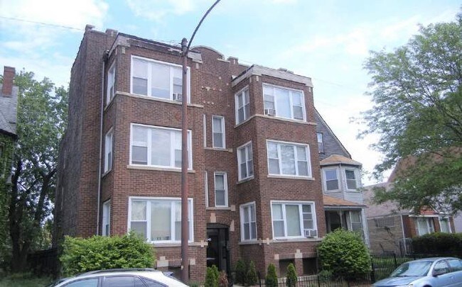 Building Photo - 2046-2048 E 73rd St