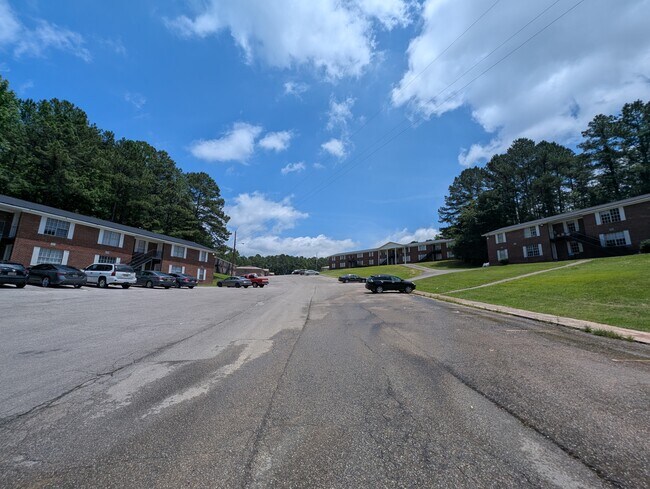 Foto del edificio - Cottonwood Apartments