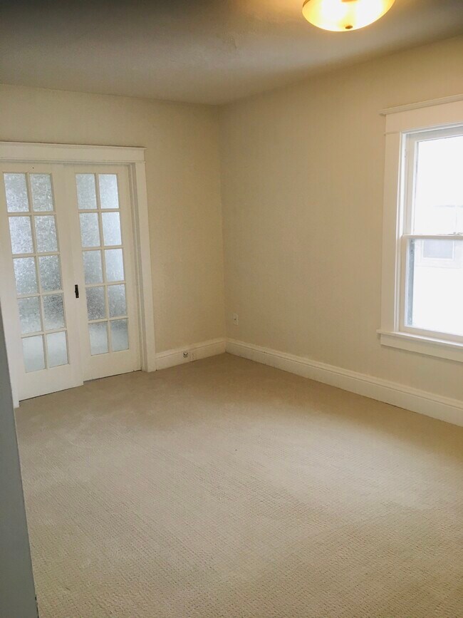 Foto del edificio - 2906 Rutland Ave