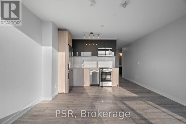 Building Photo - 3100 Keele St