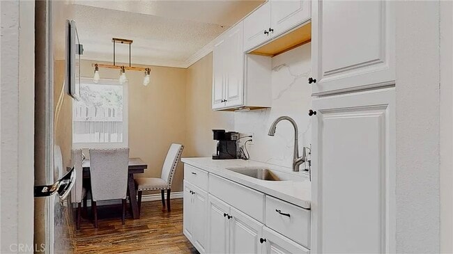 Foto del edificio - 4591 Orange Ave