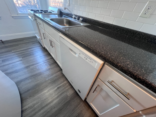 Building Photo - 1626 Commonwealth Ave