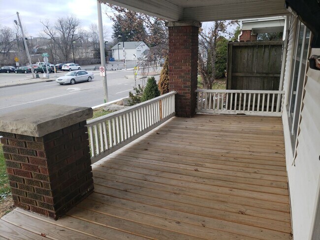 Foto del edificio - 1009 S Walnut St