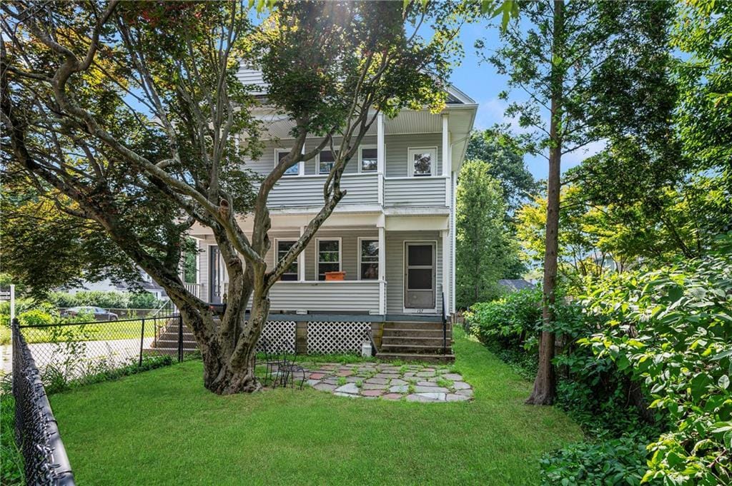 Primary Photo - 137 Fair St