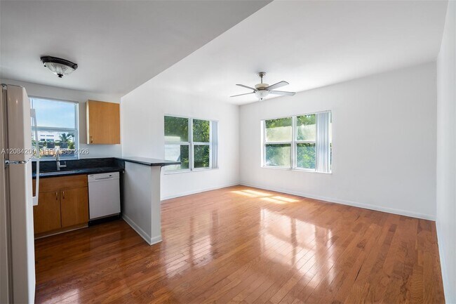 Foto del edificio - 1542 Drexel Ave