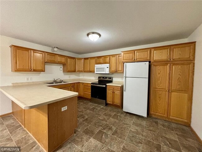 Building Photo - 6040 S 1st St