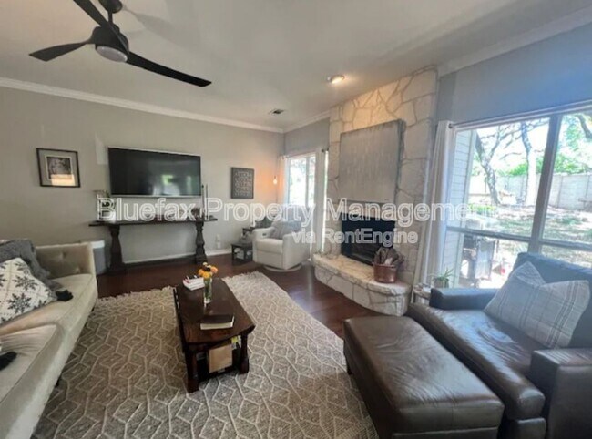 Foto del edificio - 26511 Adonis Dr