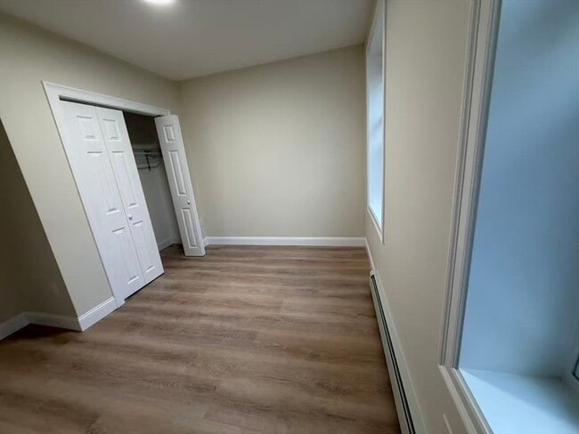 Building Photo - 17 Hudson St