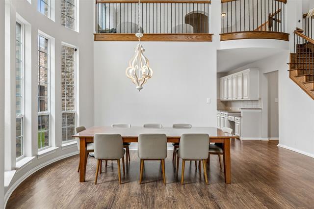 Building Photo - 2245 Jaguar Dr